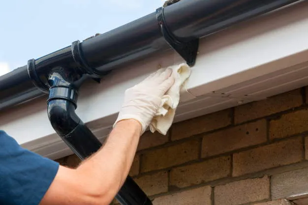 Professional guttering services in London by Roofers London